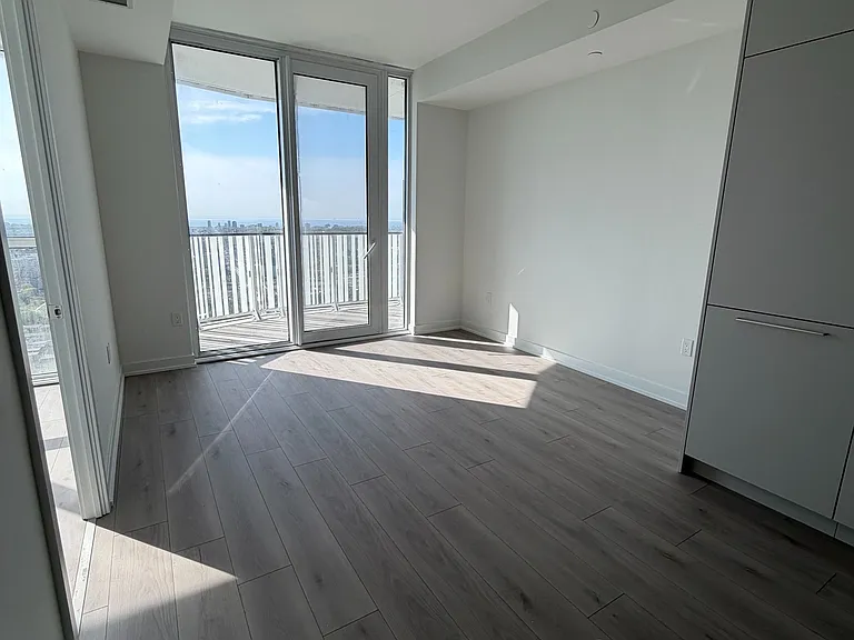 1 Fairview Rd E #2901 — Photo 14