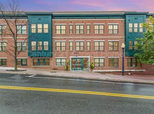 2101 N Monroe St APT 213, Arlington, VA 22207
