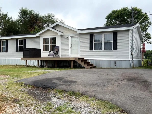 7635 Snapps Ferry Rd, Chuckey, TN 37641