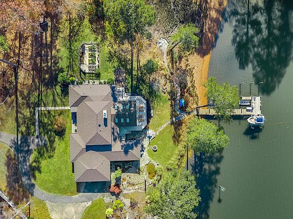 2nd image of 9716 Bantry Rd