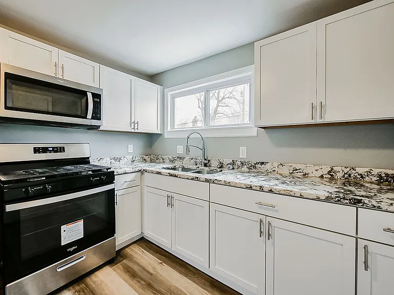 750 Scottwood St — Photo 7