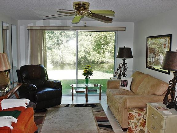 5th image of 12210 Silk Oak Ln