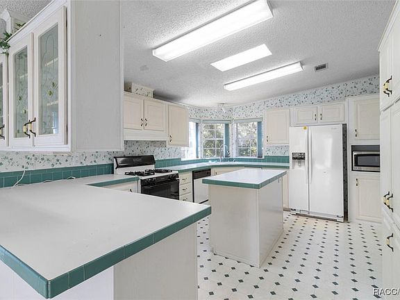 5th image of 10850 E Cod Dr