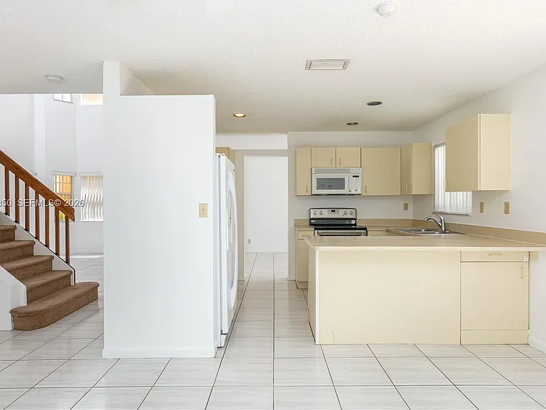 2592 W Saratoga Dr — Photo 15