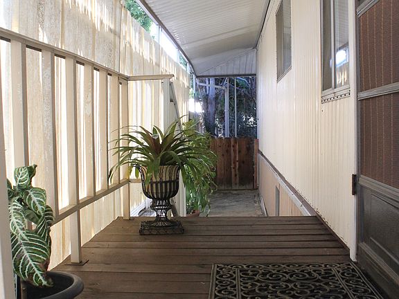 3rd image of 6272 E Emerald Cove Dr