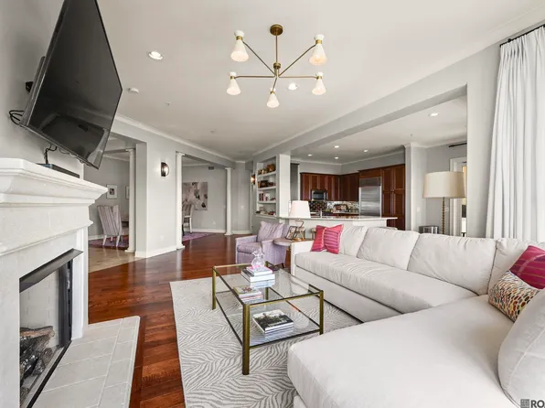 990 Stanford Ave APT 522, Baton Rouge, LA 70808
