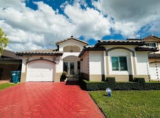 9219 SW 157th Ct, Miami, FL 33196