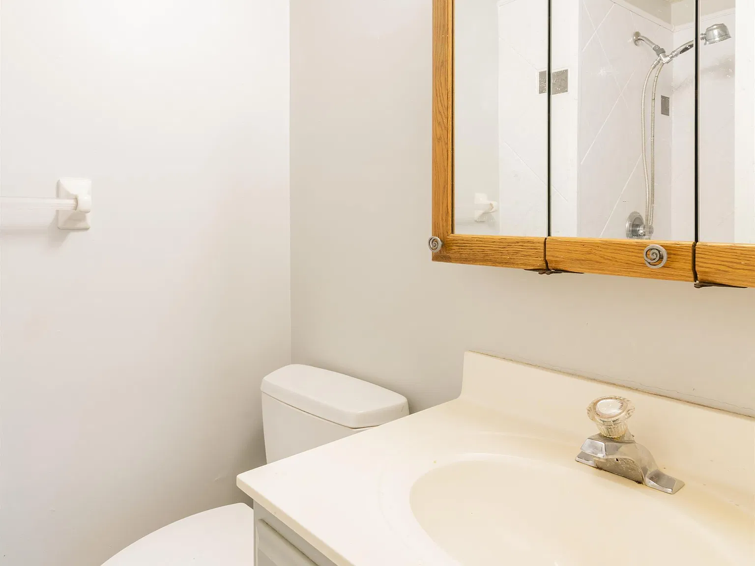 1641 Arlyn Circle - L - 1 — Photo 4