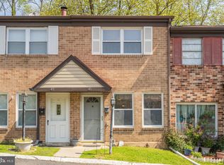 41 Park Vallei Ln, Brookhaven, PA 19015