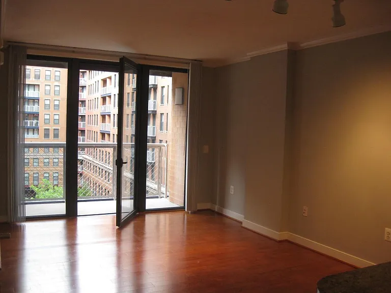 631 D St NW #736 — Photo 6