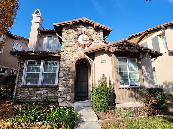 4th image of 5565 Tan Oak Dr