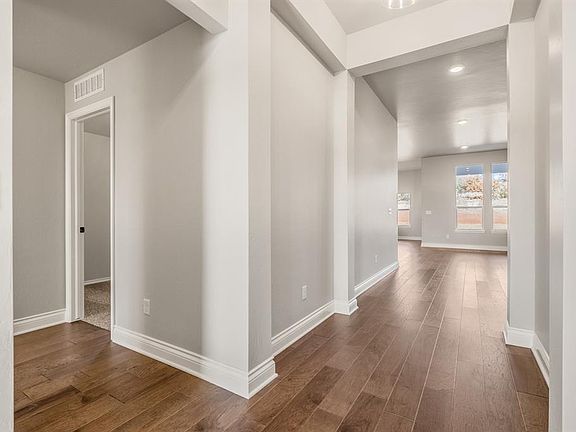 5th image of 17427 240th St