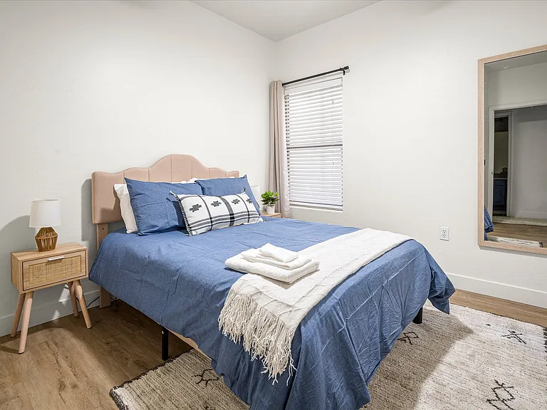 525 N Miller Rd #102 — Photo 11