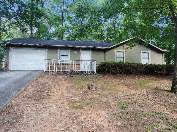 2099 Marble Arch Dr, Decatur, GA 30035