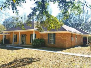 16380 Pine Grove Rd, Bay Minette, AL 36507