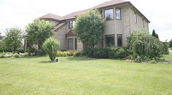 1st image of 28W461 Lorraine Dr