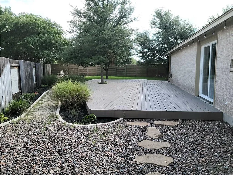 2833 Checker Dr — Photo 19
