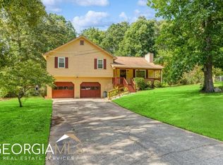 493 Bakers Bridge Cir, Douglasville, GA 30134