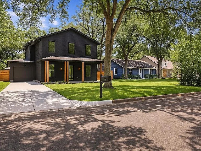 4515 Jinx Ave — Photo 1