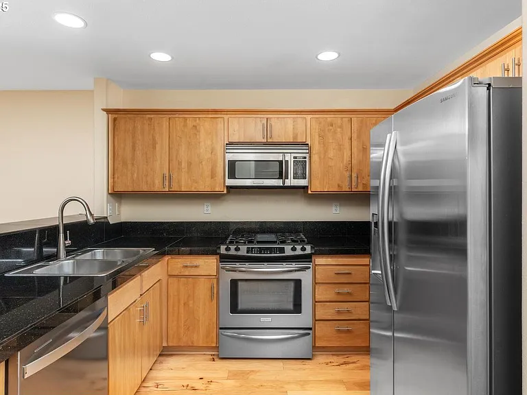 2834 SW Tranquility Ter — Photo 12