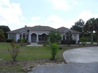 1512 Hanna Pond Ln, Lutz, FL 33549