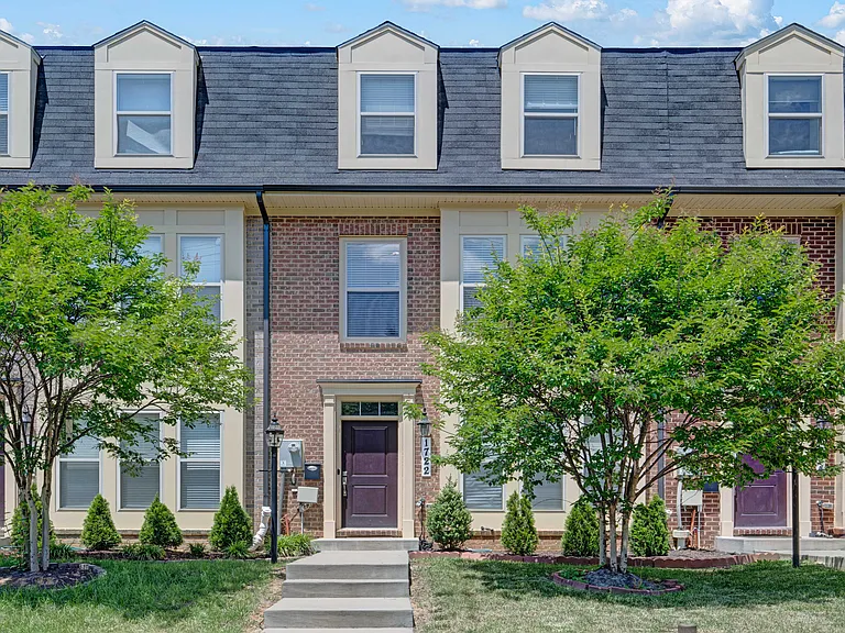 1722 Gainesville St SE — Photo 19
