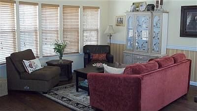 3rd image of 1802 Calaveras Dr