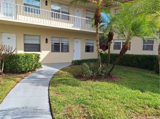 19 Pine Arbor Ln APT 105, Vero Beach, FL 32962
