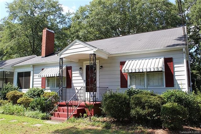 1st image of 817 Carolina Ave
