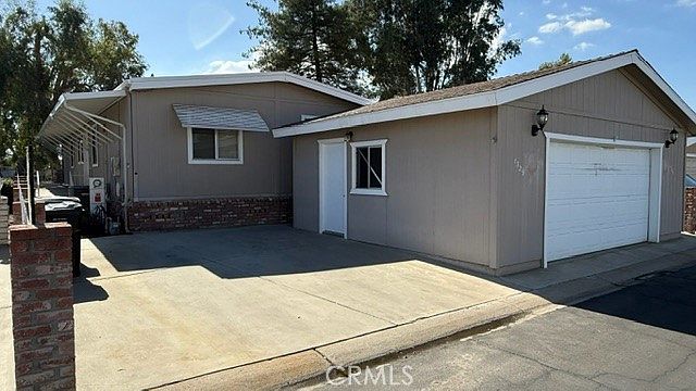 1329 Lodgepole Dr
