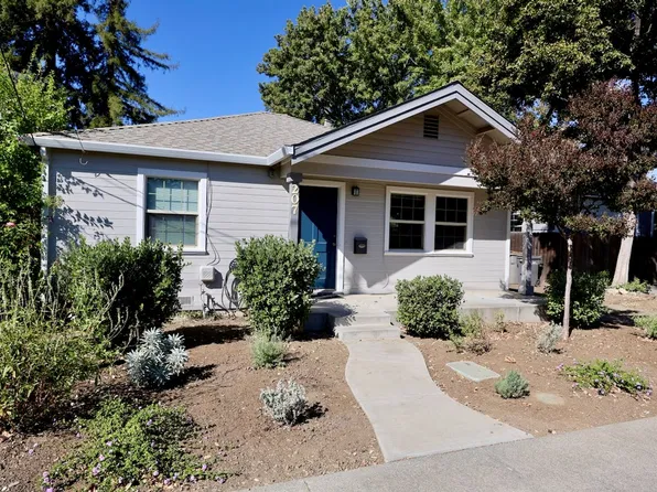 207 Abbey St, Winters, CA 95694