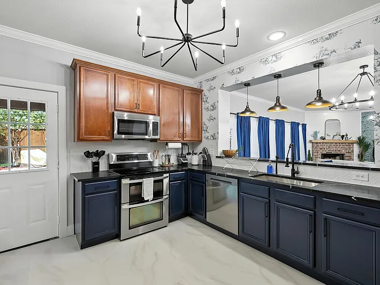 2516 Castle Pines Dr — Photo 14