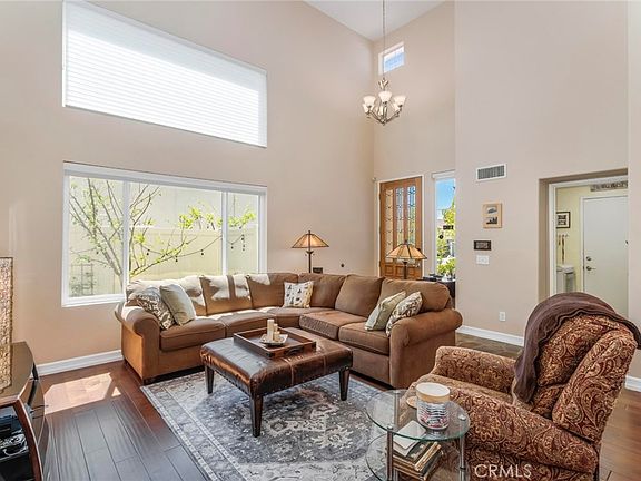 4th image of 26548 Cardinal Dr