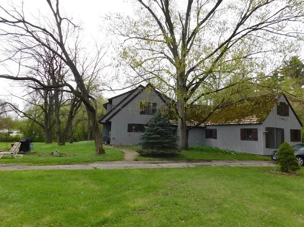 17W021 91st St, Willowbrook, IL 60527