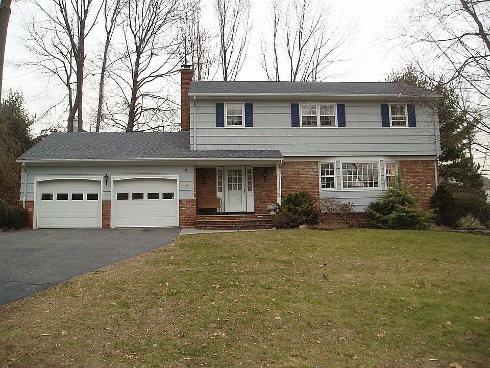 1st image of 13 Biscayne Dr