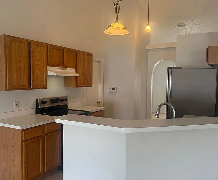 405 Francisco Way — Photo 10