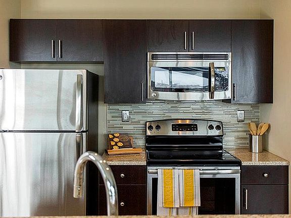 4th image of 220 N Columbus Blvd #308