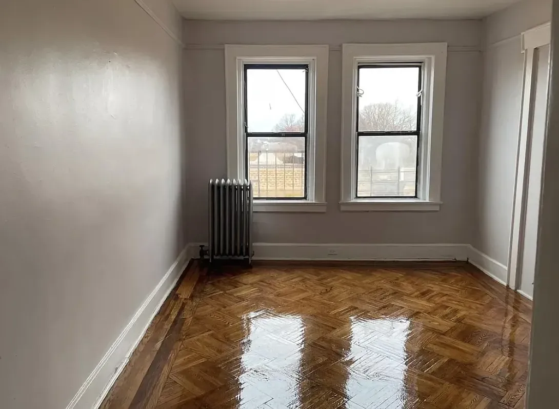 329 Park Ave, Newark — Photo 1