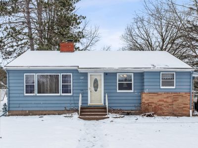 127 W Wilson Ave, Elmwood, WI, 54740