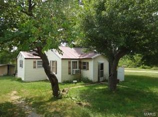 530 E Florence St, Houston, MO 65483