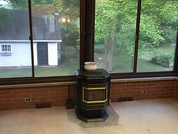 sunroom-pellet stove