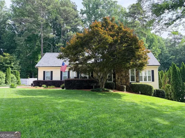 3288 Lark Haven Dr NW, Kennesaw, GA 30152