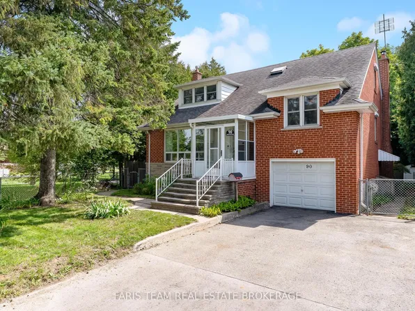 90 Bedford Park Ave, Richmond Hill, ON L4C 2N8