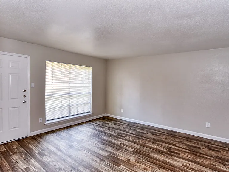 The Heights at Post Oak — Photo 60