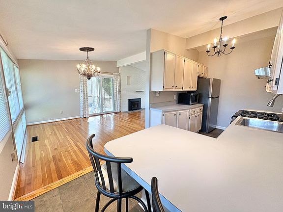 3rd image of 5628 Fillmore Ave