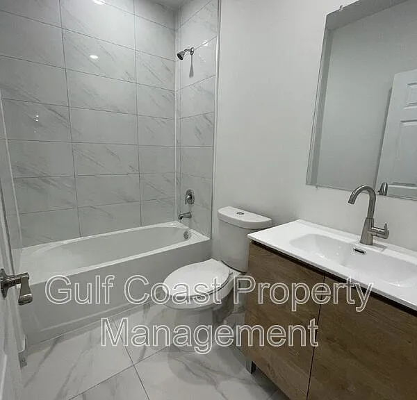 662 Windermere Dr — Photo 8