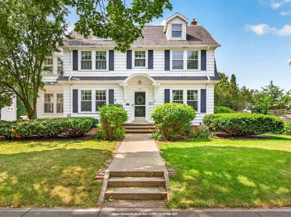 335 E Wisconsin Ave, Neenah, WI 54956