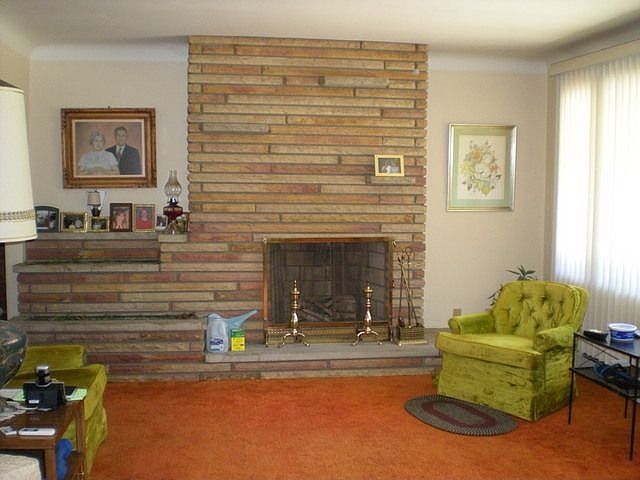 2nd image of 2066 Glenridge Rd