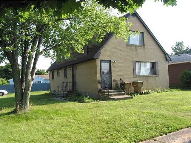 1st image of 209 Crandon Blvd