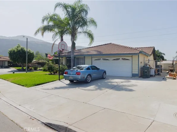 2860 Bixby Dr, Riverside, CA 92509